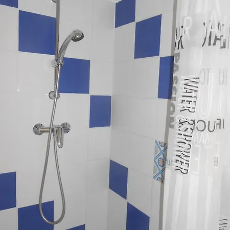 Holiday home Maison Spacieuse Et Agreable Saint-Georges-de-Luzencon