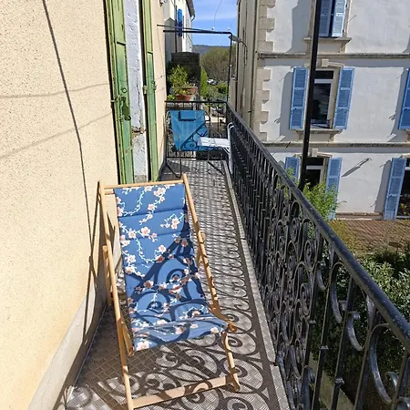 Ferienhaus Maison Spacieuse Et Agreable Saint-Georges-de-Luzençon