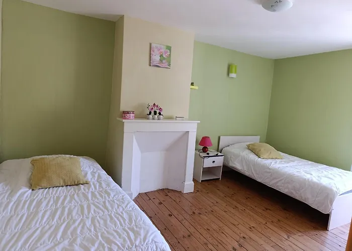 Tatil Evi Maison Spacieuse Et Agreable Saint-Georges-de-Luzençon